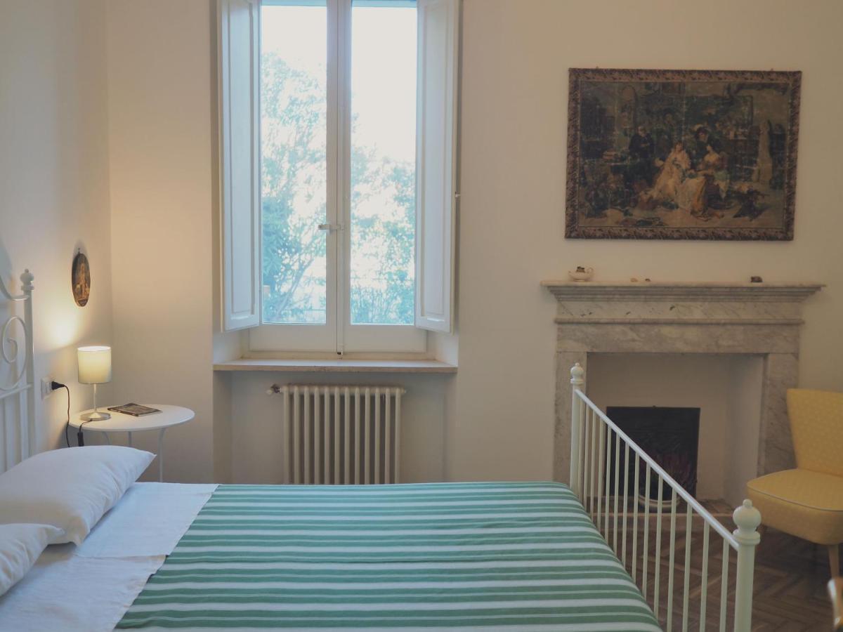 Villa Monti Colli del Tronto Екстер'єр фото